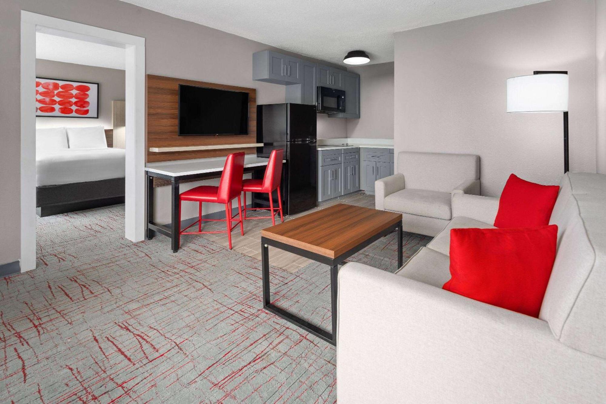 Hawthorn Extended Stay By Wyndham Columbia-Ft Jackson Exterior photo